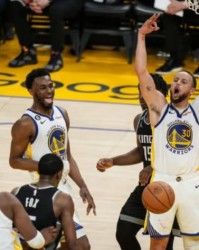 开云体育app-想要逆转晋级？困扰整个赛季的魔咒 勇士必须打破