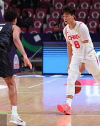 媒体人：赵睿把球队扛肩上&amp;MVP当之无愧 如此中国男篮拟怎能不爱